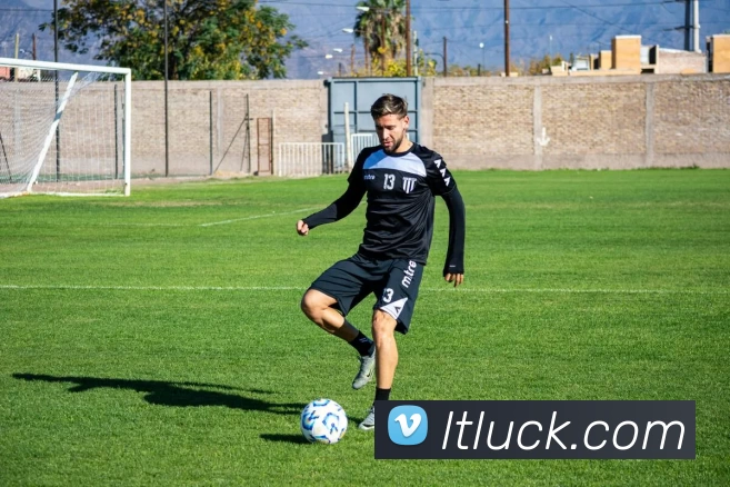 蓝图娱乐官网APP 封面图